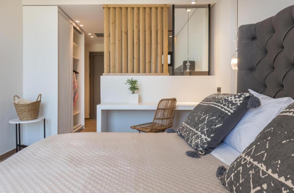 Eptanisos Beachfront Suites Zante Keri 外观 照片