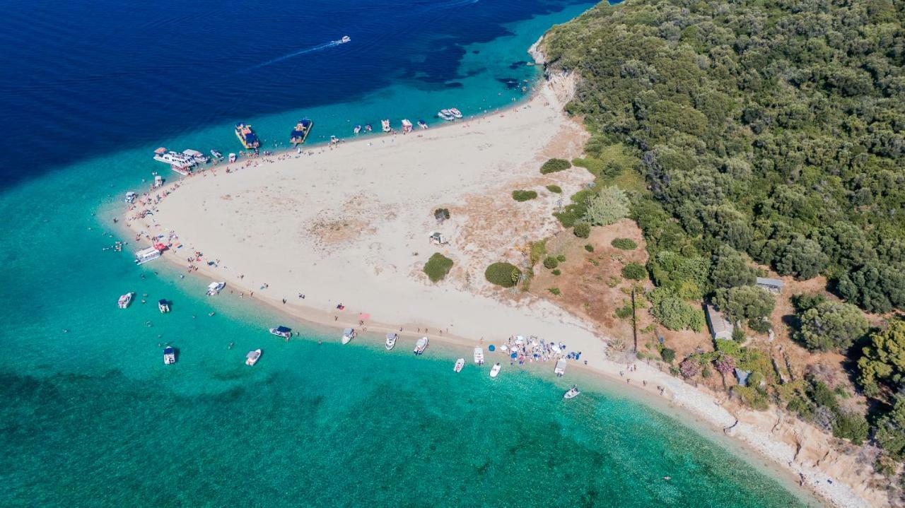 Eptanisos Beachfront Suites Zante Keri 外观 照片